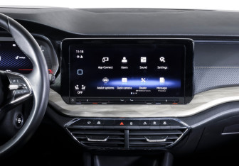 Подержанный автомобиль Skoda Octavia Liftback 2021 года (14 фото)