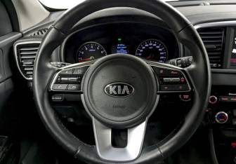 Подержанный автомобиль Kia Sportage 2021 года (24 фото)