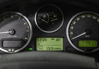 Подержанный автомобиль Land Rover Freelander 2007 года (12 фото)