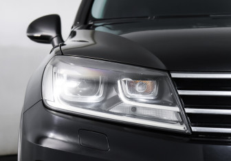 Подержанный автомобиль Volkswagen Touareg 2016 года (22 фото)