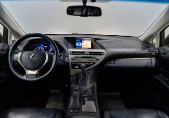 Подержанный автомобиль Lexus RX 2012 года (15 фото)
