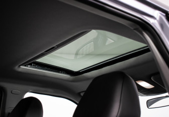 Подержанный автомобиль Москвич 3 2023 года (12 фото)