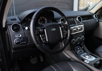 Подержанный автомобиль Land Rover Discovery 2014 года (13 фото)