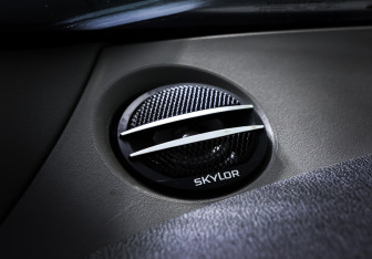 Подержанный автомобиль Renault Scenic 2012 года (21 фото)