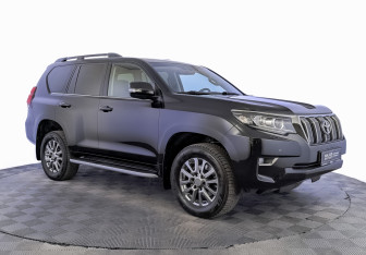 Подержанный автомобиль Toyota Land Cruiser Prado 2019 года (3 фото)