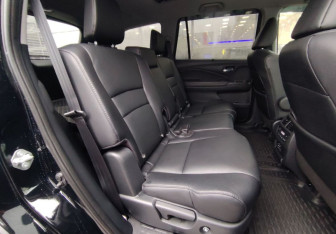 Подержанный автомобиль Honda Pilot 2020 года (11 фото)