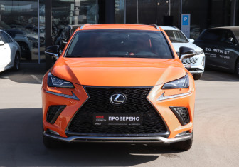 Подержанный автомобиль Lexus NX 2019 года (2 фото)