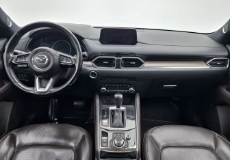 Подержанный автомобиль Mazda CX-5 2019 года (13 фото)
