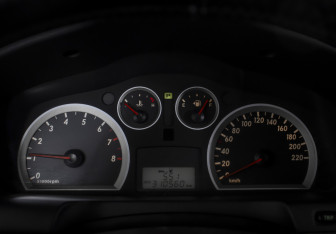 Подержанный автомобиль Hyundai Santa Fe 2010 года (11 фото)