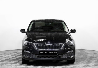 Подержанный автомобиль Skoda Rapid Liftback 2022 года (2 фото)