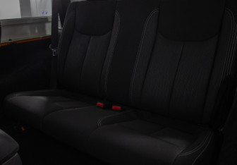 Подержанный автомобиль Jeep Wrangler 2012 года (11 фото)