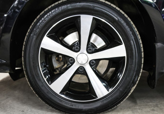 Подержанный автомобиль Volkswagen Jetta Sedan 2016 года (19 фото)