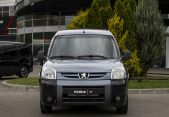 Подержанный автомобиль Peugeot Partner 2007 года (2 фото)