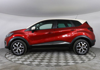 Подержанный автомобиль Renault Kaptur 2019 года (8 фото)