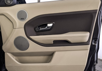 Подержанный автомобиль Land Rover Range Rover Evoque 2012 года (25 фото)