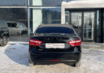 Подержанный автомобиль LADA (ВАЗ) Vesta Sedan 2021 года (6 фото)