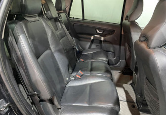 Подержанный автомобиль Volvo XC90 2009 года (10 фото)