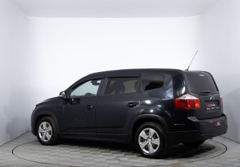 Подержанный автомобиль Chevrolet Orlando 2014 года (7 фото)