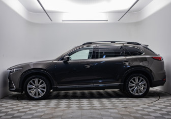 Подержанный автомобиль Mazda CX-9 2021 года (8 фото)
