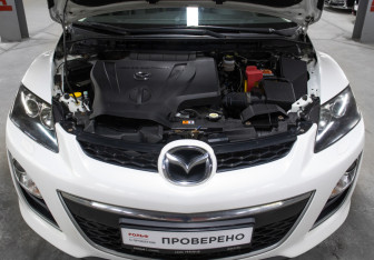 Подержанный автомобиль Mazda CX-7 2011 года (9 фото)
