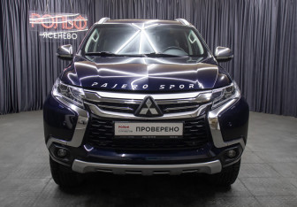 Подержанный автомобиль Mitsubishi Pajero Sport 2020 года (2 фото)
