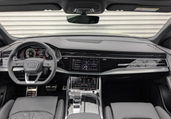 Новый Audi Q8 2025 (10 фото)