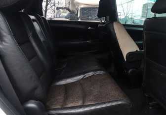 Подержанный автомобиль Honda Odyssey Compactvan 2004 года (10 фото)