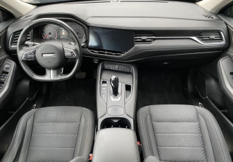 Подержанный автомобиль Haval F7 2020 года (10 фото)