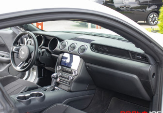 Подержанный автомобиль Ford Mustang Coupe 2020 года (9 фото)