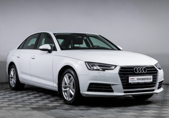 Подержанный автомобиль Audi A4 Sedan 2018 года (3 фото)