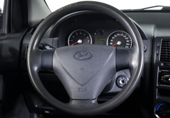 Подержанный автомобиль Hyundai Getz 2008 года (13 фото)
