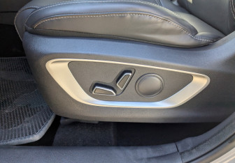 Подержанный автомобиль Changan CS75PLUS 2023 года (21 фото)