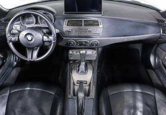 Подержанный автомобиль BMW Z4 Roadster 2004 года (22 фото)