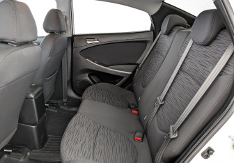 Подержанный автомобиль Hyundai Solaris Sedan 2016 года (12 фото)