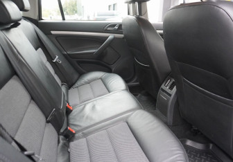 Подержанный автомобиль Skoda Octavia Wagon 2009 года (10 фото)