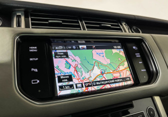 Подержанный автомобиль Land Rover Range Rover 2013 года (23 фото)