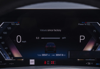 Подержанный автомобиль BMW X7 2022 года (13 фото)