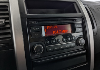 Подержанный автомобиль Nissan X-Trail 2013 года (25 фото)