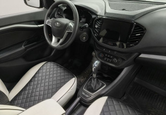 Подержанный автомобиль LADA (ВАЗ) Vesta Wagon 2020 года (10 фото)