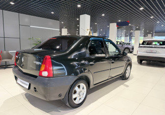 Подержанный автомобиль Renault Logan Sedan 2009 года (4 фото)