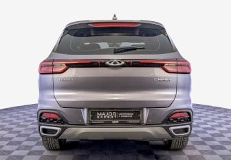 Подержанный автомобиль Chery Tiggo 8 2023 года (6 фото)