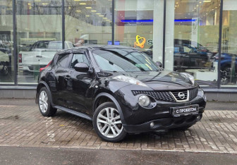 Подержанный автомобиль Nissan Juke 2012 года (3 фото)