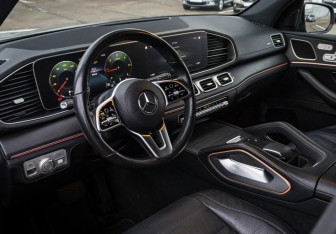 Подержанный автомобиль Mercedes-Benz GLE 2021 года (13 фото)