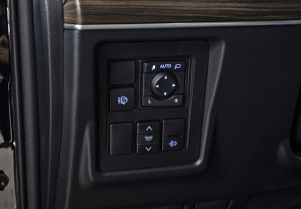 Новый Toyota Land Cruiser Prado 2022 (20 фото)