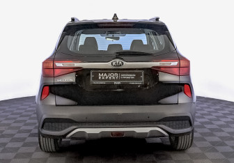 Подержанный автомобиль Kia Seltos 2020 года (6 фото)