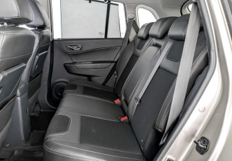 Подержанный автомобиль Renault Koleos 2013 года (12 фото)