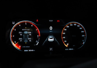 Подержанный автомобиль Москвич 3 2023 года (11 фото)