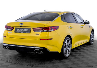 Подержанный автомобиль Kia Optima Sedan 2020 года (5 фото)