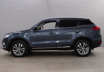 Подержанный автомобиль Geely Atlas 2018 года (4 фото)