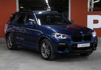 Подержанный автомобиль BMW X3 2021 года (3 фото)